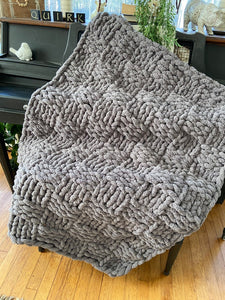 Weaved blanket discount